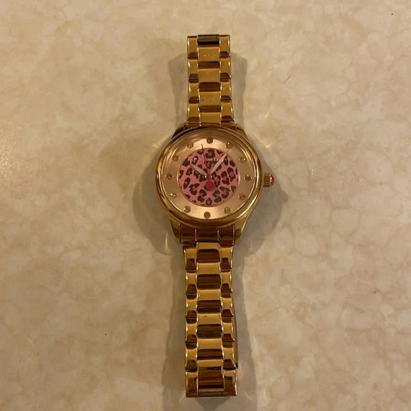 Watch, Betsy Johnson, gold band with rose gold face and pink leopard print - Picture 1 of 5